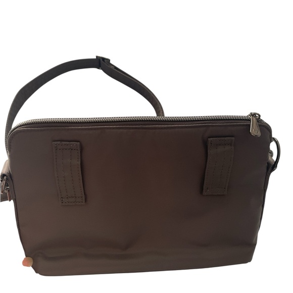 Lug pirouette Gray Quilted women’s crossbody Bag - Picture 3 of 8